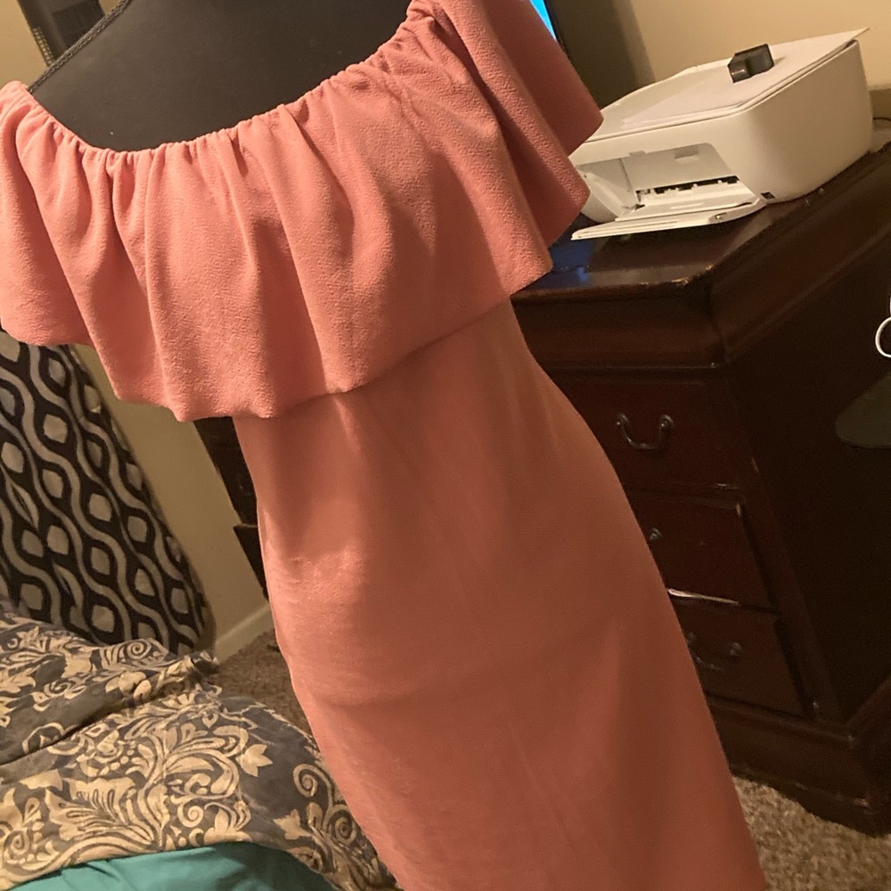 Dress - Picture 4 of 4